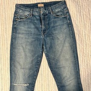 Mother denim HW looker ankle fray. Jumping off swings size 27